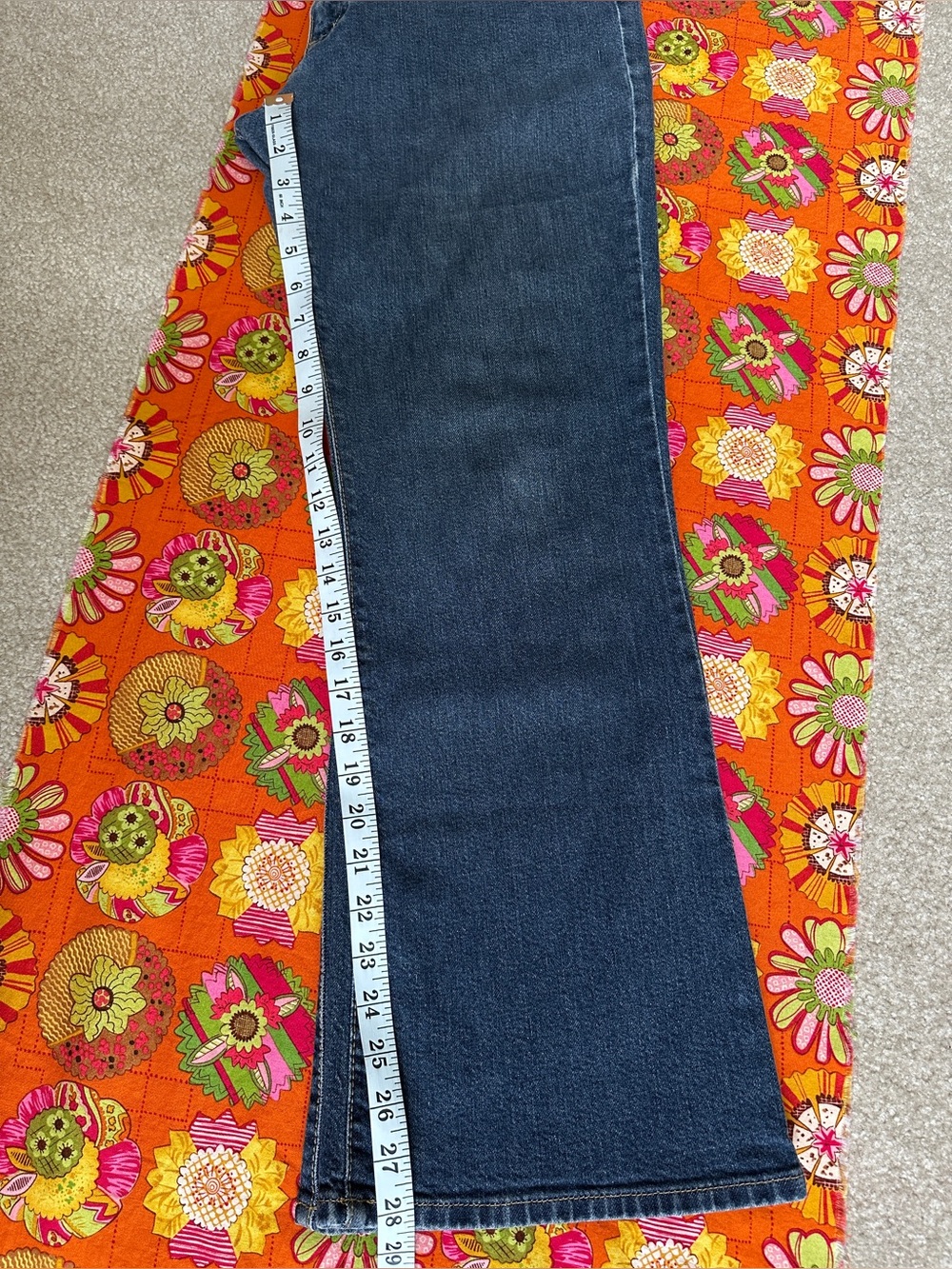 GAP- Low Rise Flare π jeans - Picture 6 of 12
